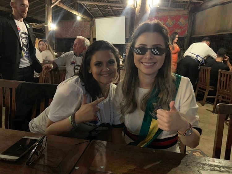Roberta Lopes e Caroline Detoni